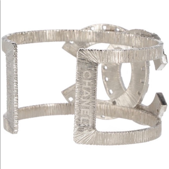 Chanel Bracelet - Picture 7 of 9